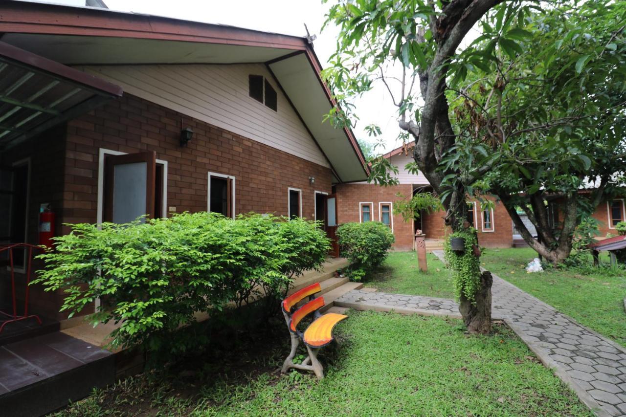 Gongkaew Huenkum Hotel Chiang Mai Exterior foto