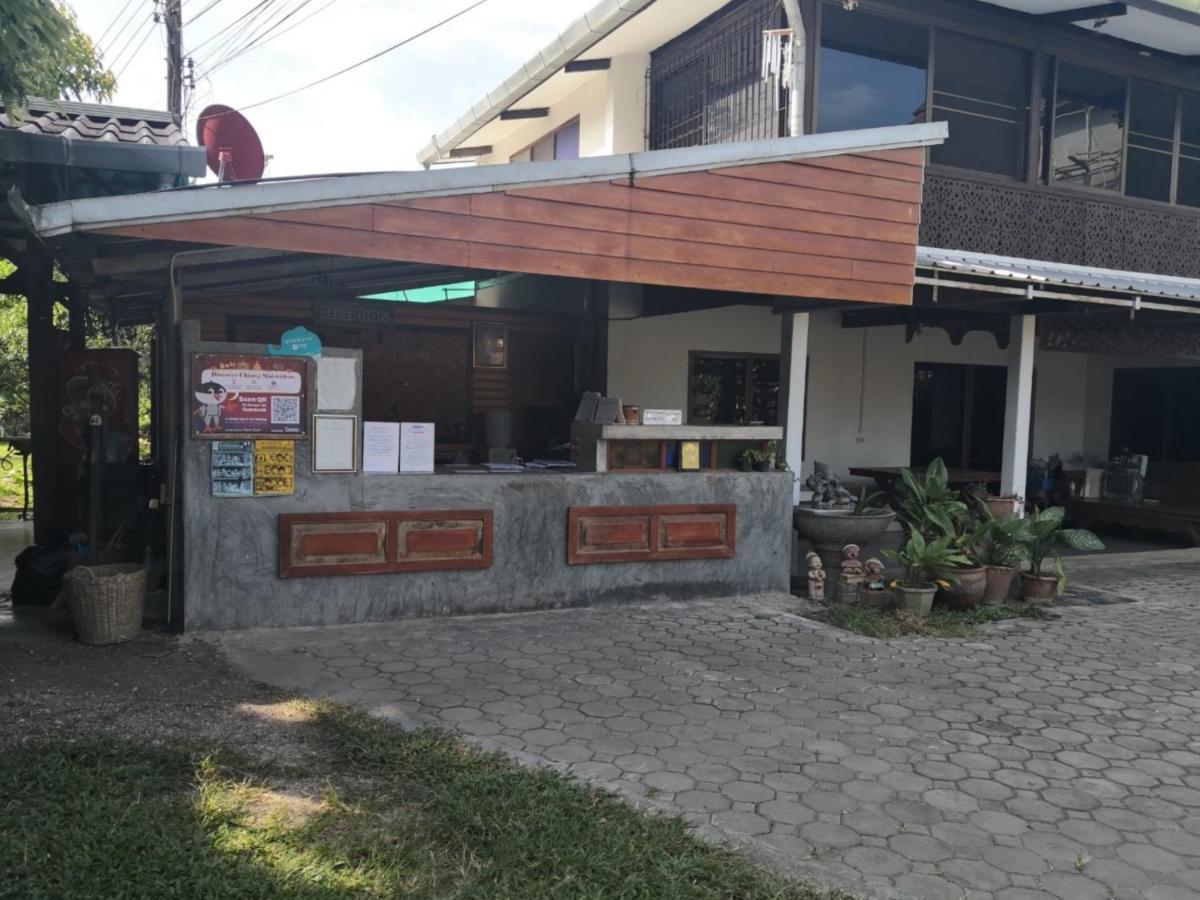 Gongkaew Huenkum Hotel Chiang Mai Exterior foto